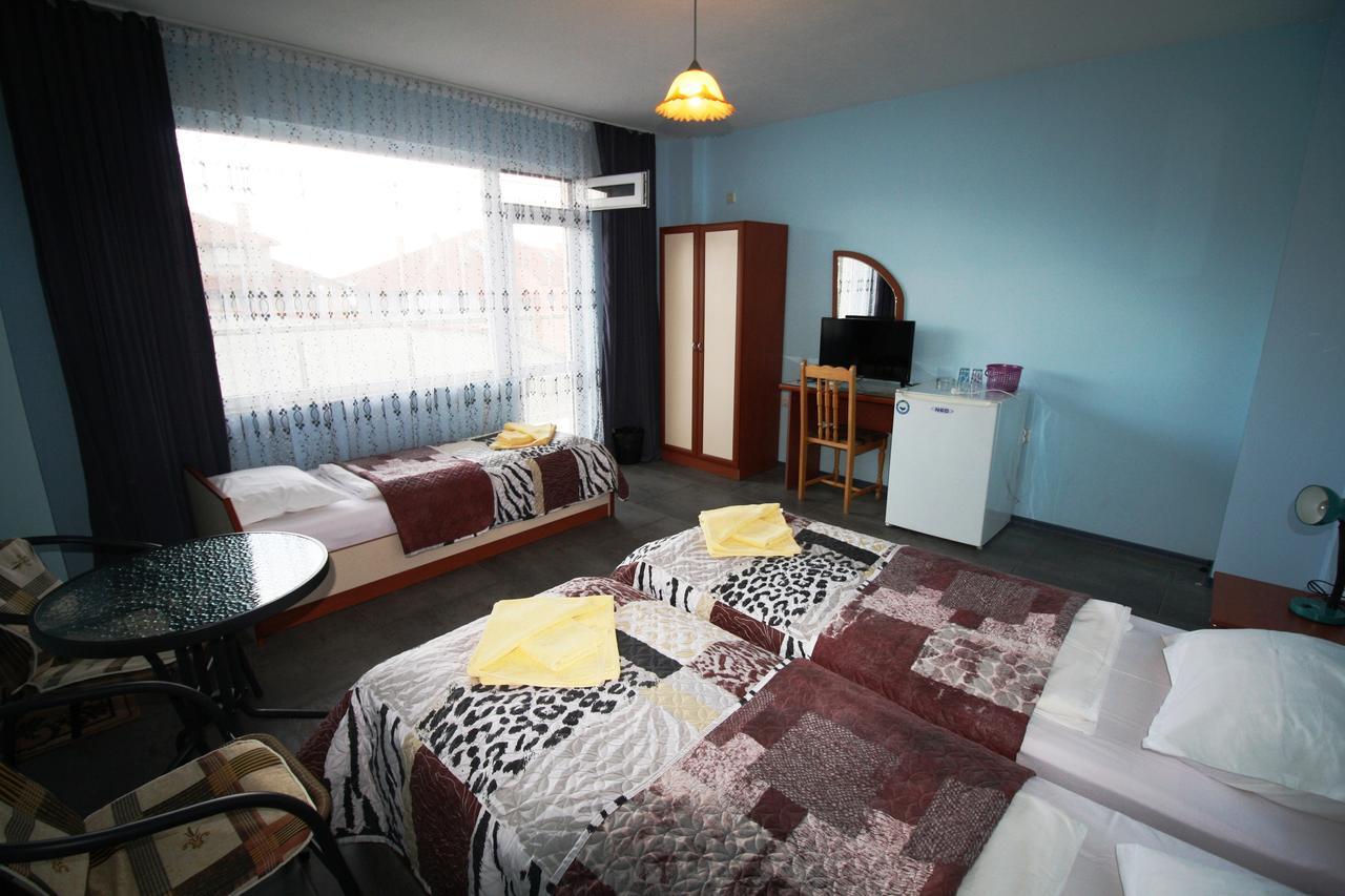 Zoya Guest House Ravda Exterior foto