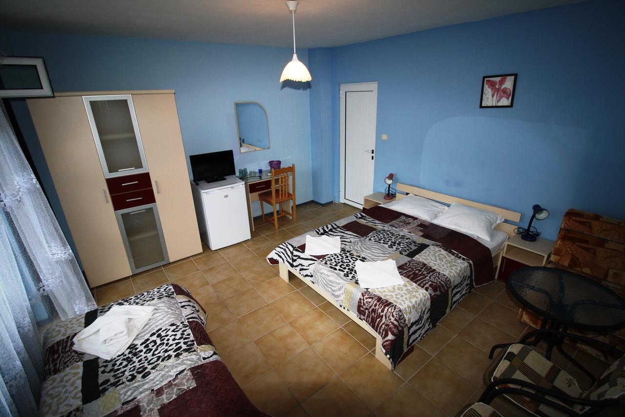 Zoya Guest House Ravda Exterior foto