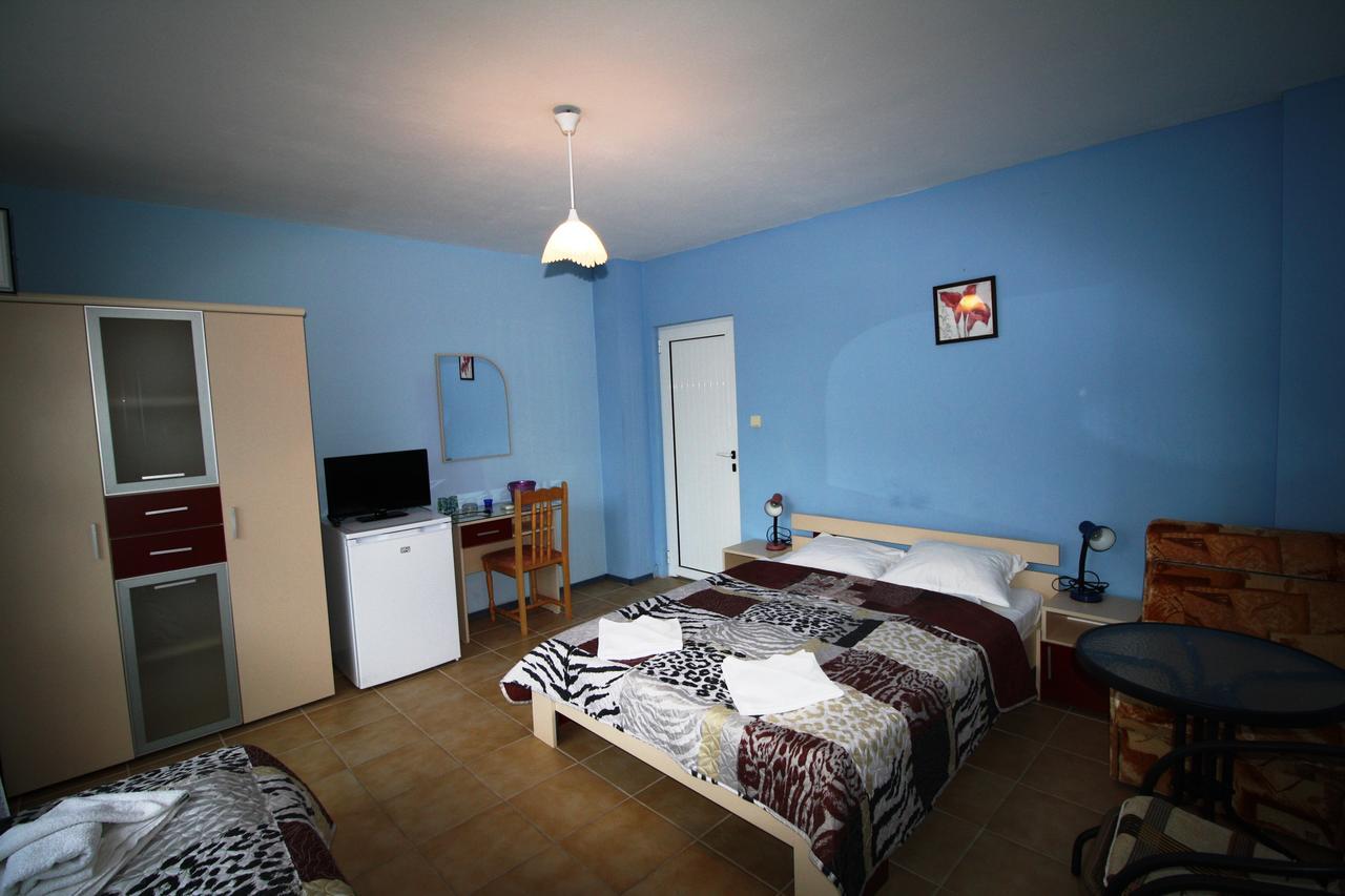Zoya Guest House Ravda Exterior foto