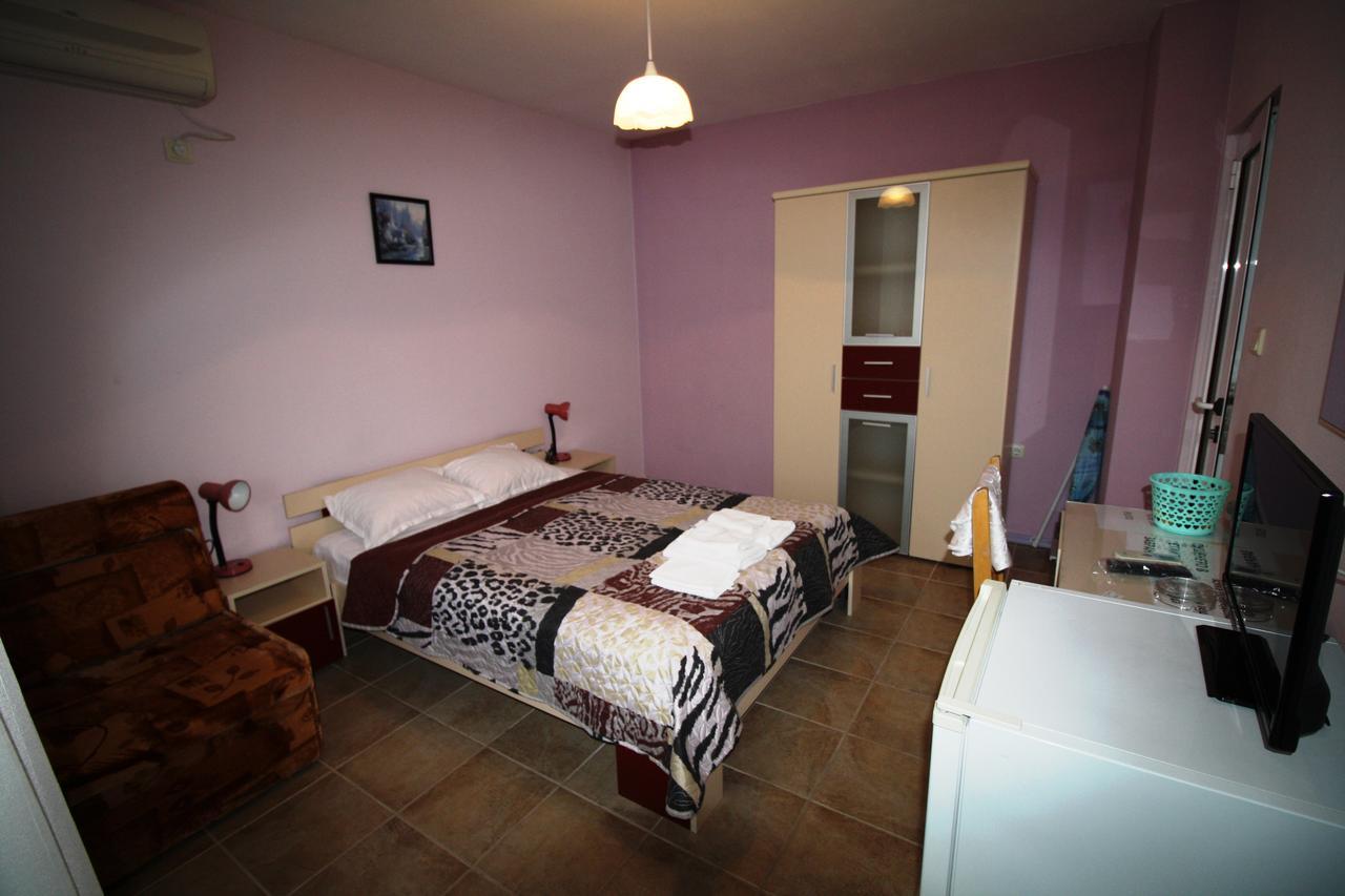 Zoya Guest House Ravda Exterior foto