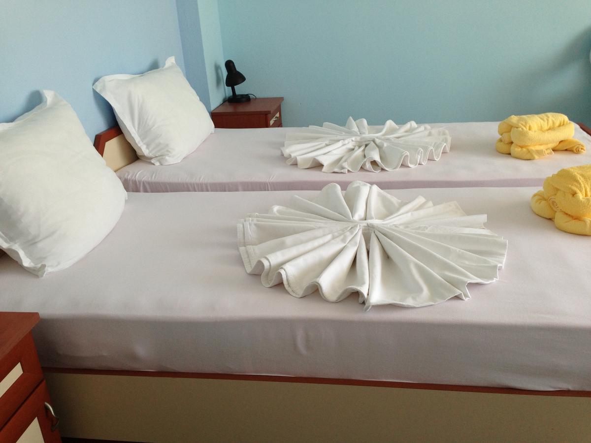 Zoya Guest House Ravda Exterior foto
